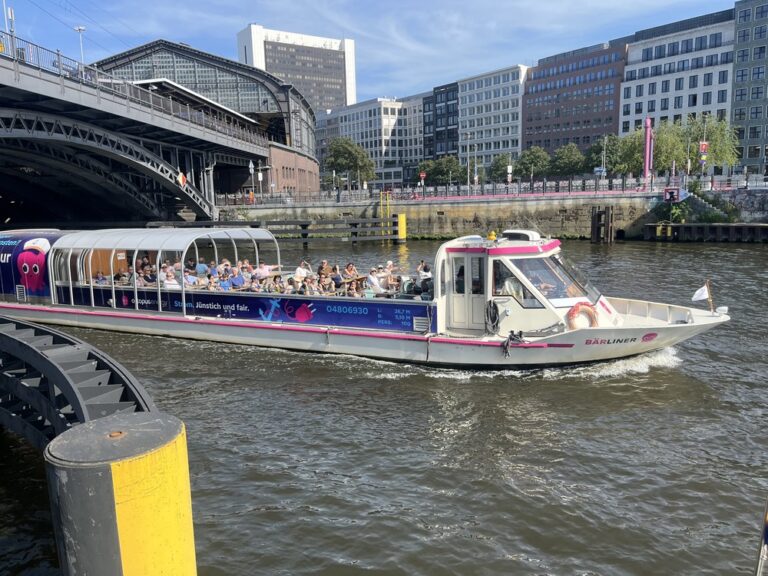 AC BärLiner Boot in Berlin