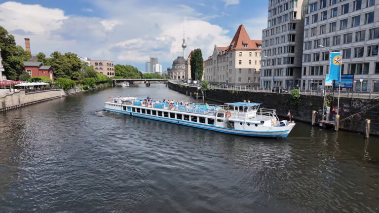 MS Prenzlauer Berg Boot Berlin