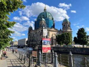 Reederei Hadynski Berliner Dom